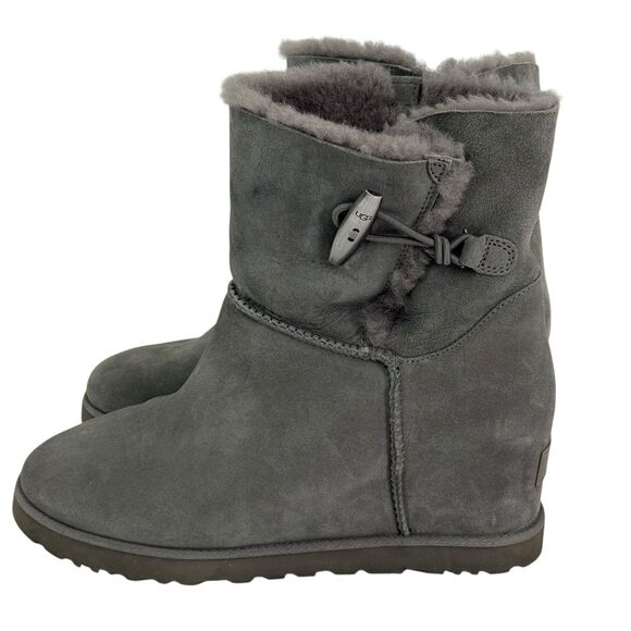 Ugg Classic Femme Toggle Wedge Boot Women Size 10 Suede Ankle Gray 113479 - Picture 2 of 14